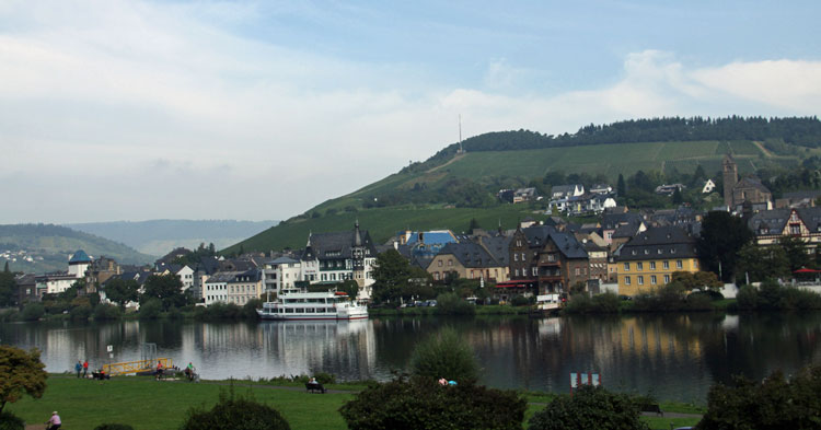 Cycling holidays in the Moselle Valley