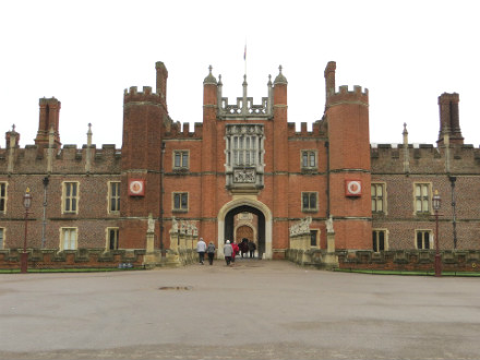 hampton court national trails